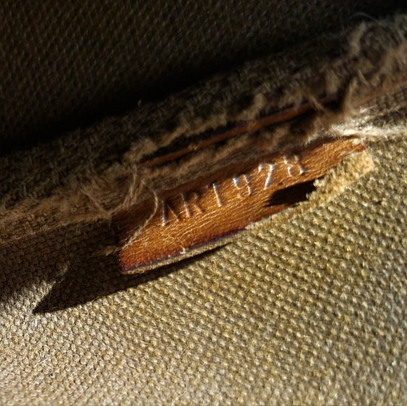 Louis Vuitton Pochette Accessoires - Picture 10 of 10